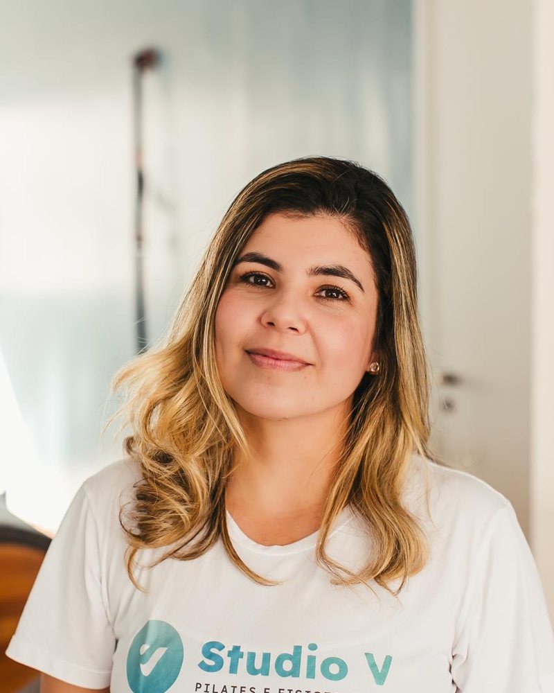 Lina, fisioterapeuta e educadora física do Studio V Pilates